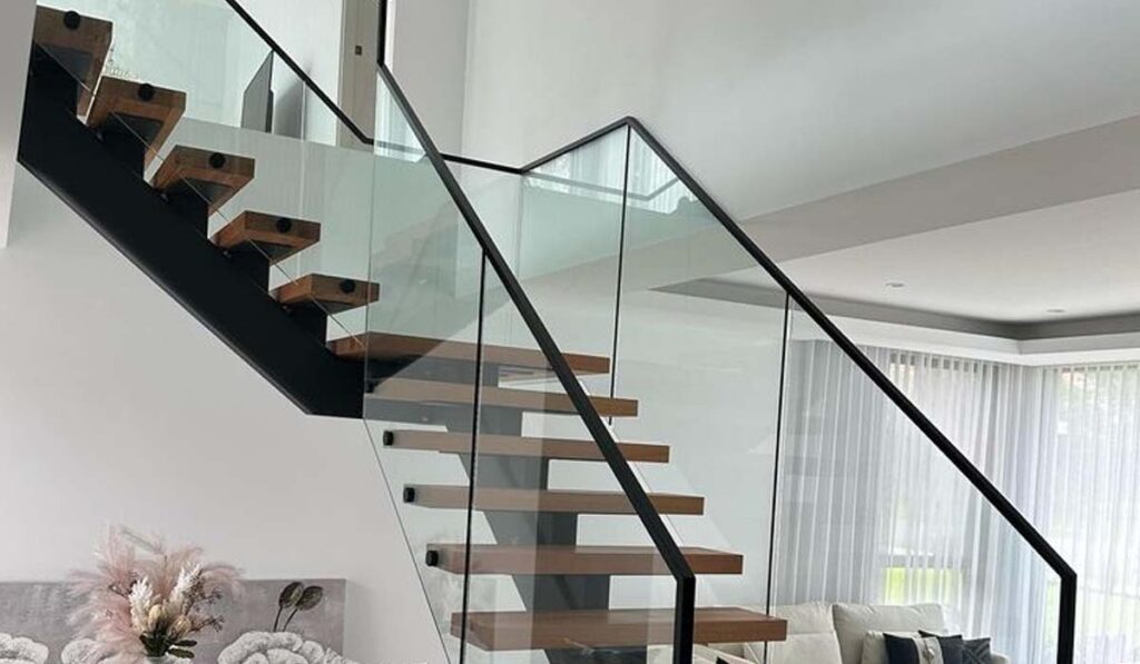 CORRIMAO DE VIDRO COM BOTOES EM INOX PRETO